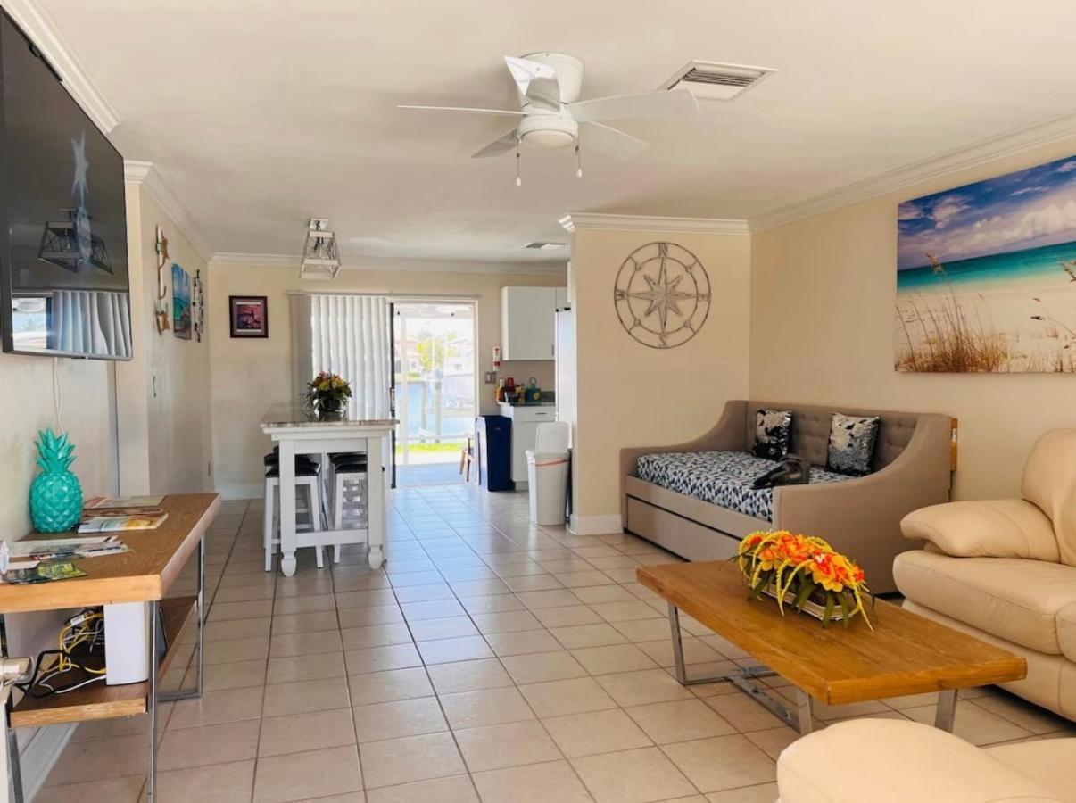 Cheerful Home With Two Bedrooms Cape Coral Exterior foto